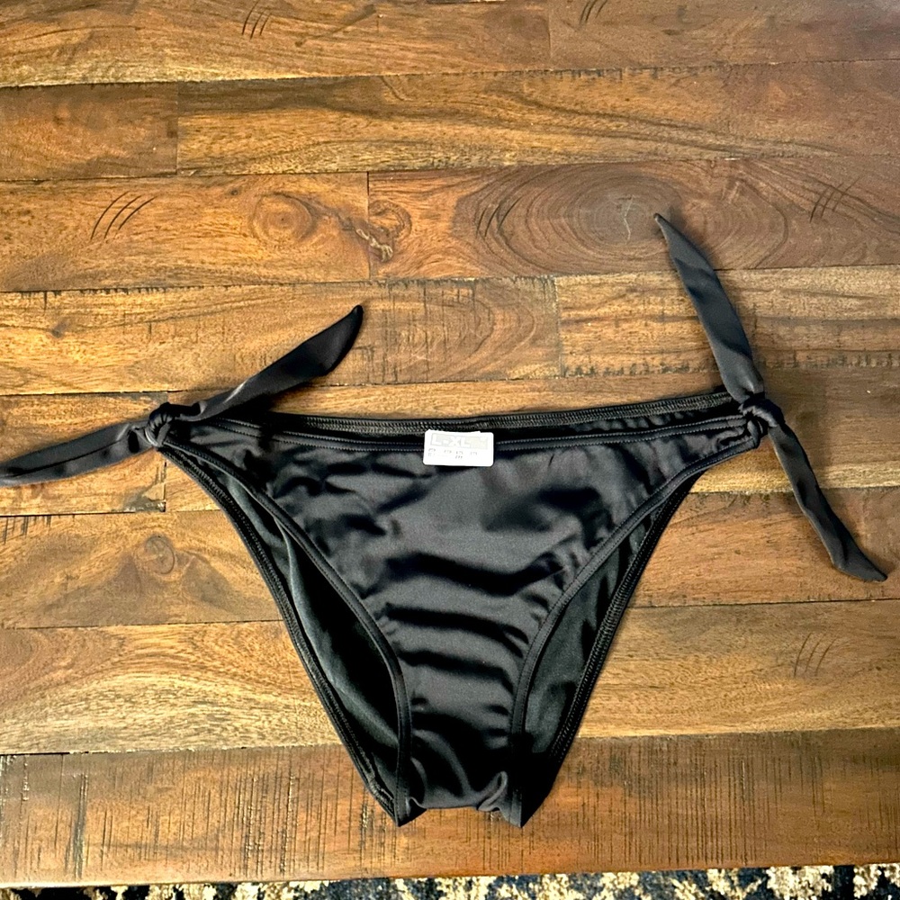 Olaian Women Swim Bottoms Size Large- XL Black NWT